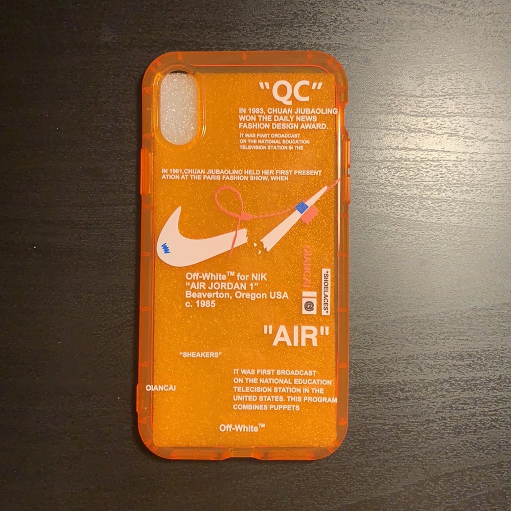 IPhone case - Picture 4 of 15